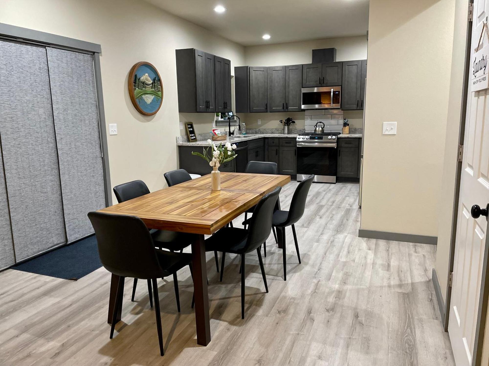 New Modern Cabin! 5Mi To Mt Rainier National Park! Hot Tub & Wifi Ashford Esterno foto